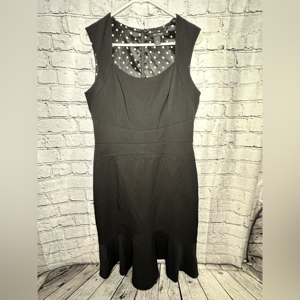 White House Black Market Dress 8 Petite Black Sleeveless Peplum Midi Sheath Dots